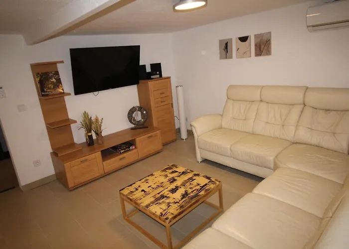 Mainz - 4-Zimmer-Haus - 6 Personen
