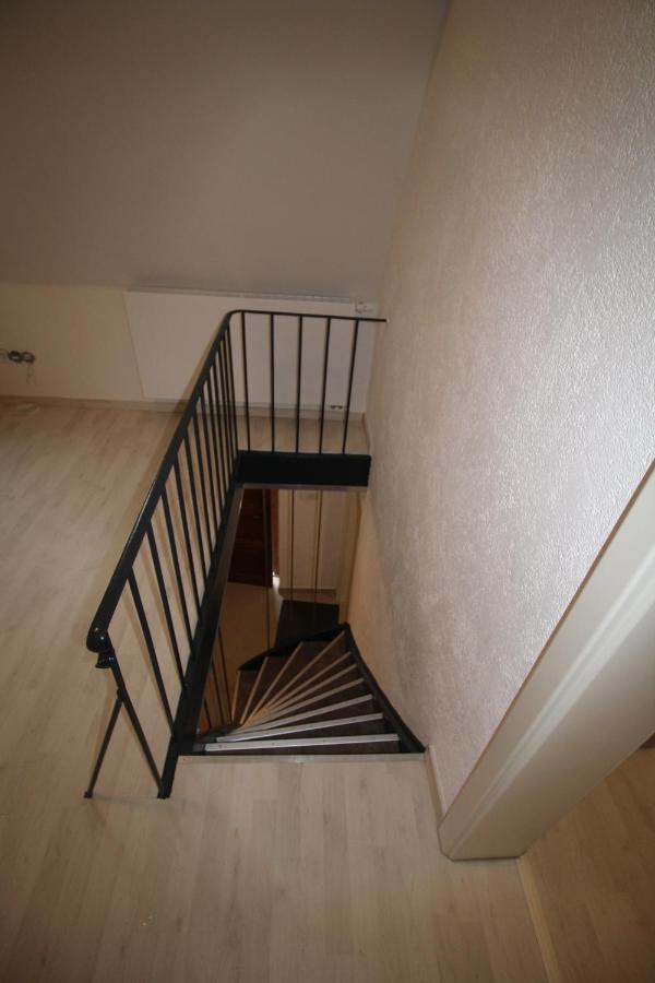 - 4-zimmer-haus - 6 Personen Apartment Mainz